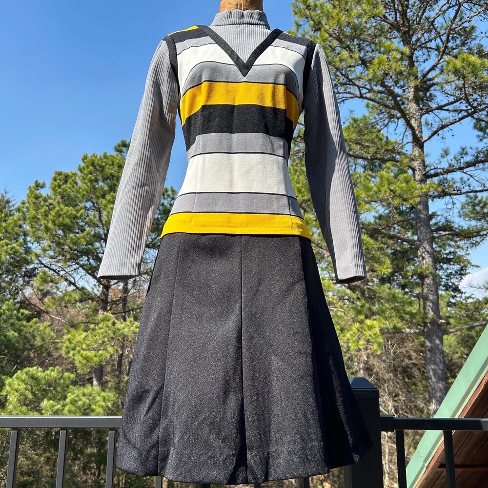 Vintage 60s Striped Ribbed Knit Mockneck Scooter Space Age Mod Mini Dress